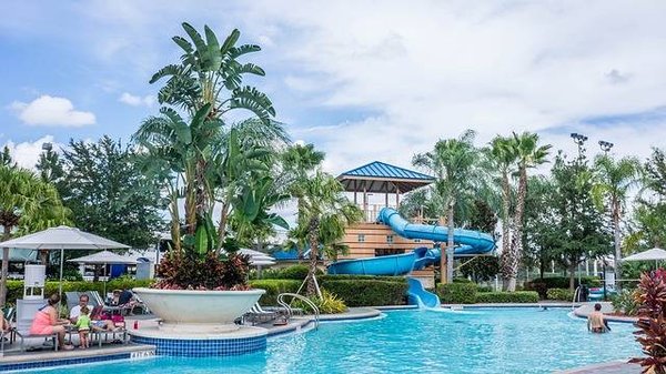 Quelles sont les meilleures sélections de campings avec piscine en France ?